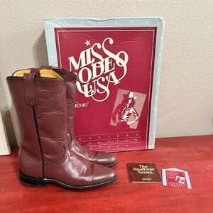 Vintage women’s boots